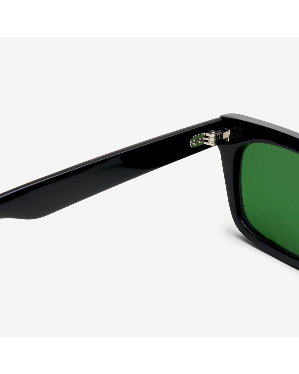 Monokel Green Leon Solid Lens