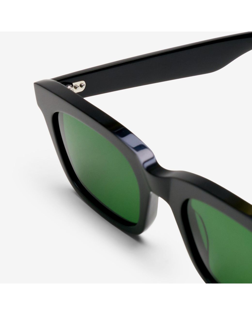 Monokel Green Leon Solid Lens