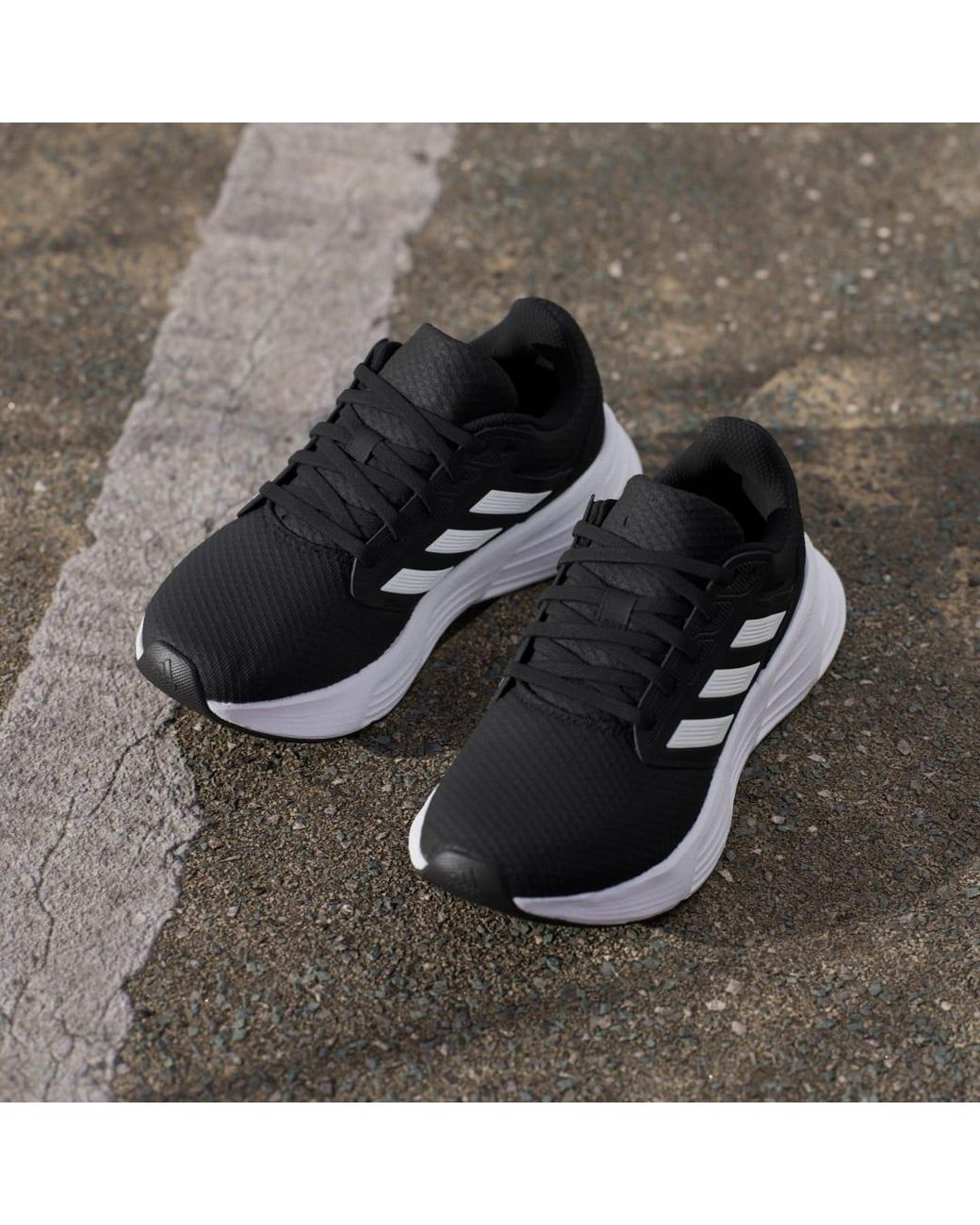 Adidas Black Galaxy 6 Running Shoes Size 4