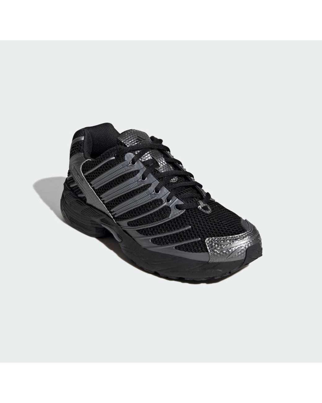 Adidas Black Adistar Control 3 Schuh