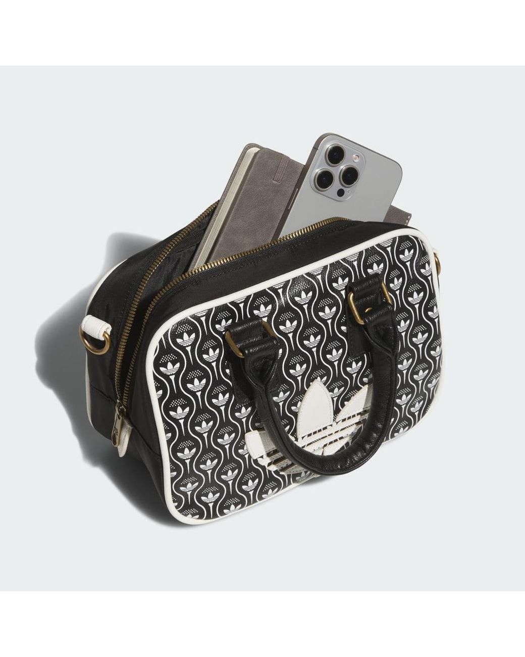 Borsa Arrotondata Originals di Adidas in Black