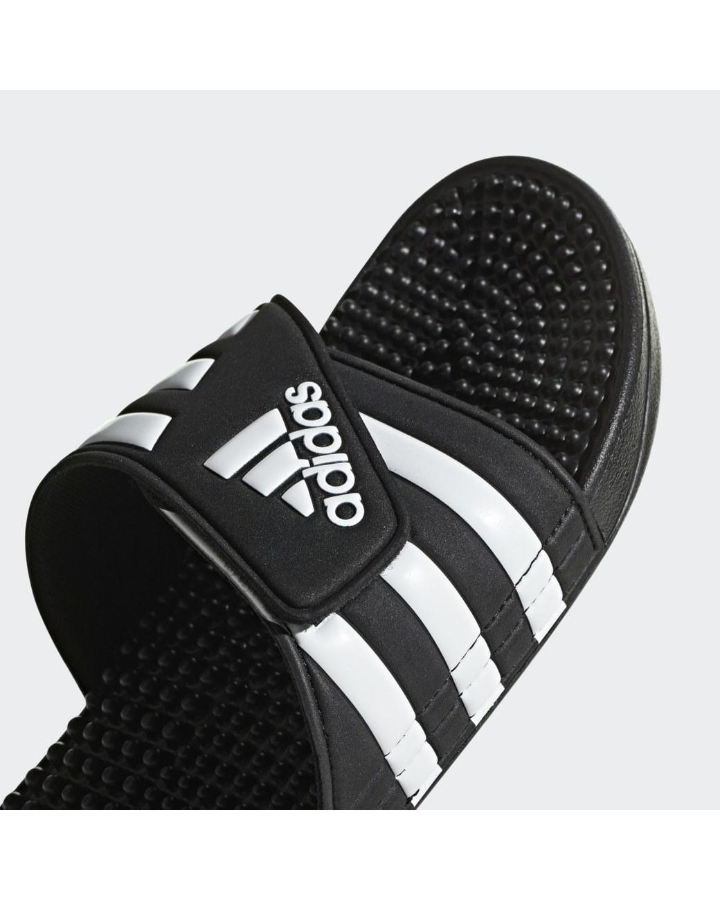 Claquette Adissage adidas en coloris Noir - Lyst