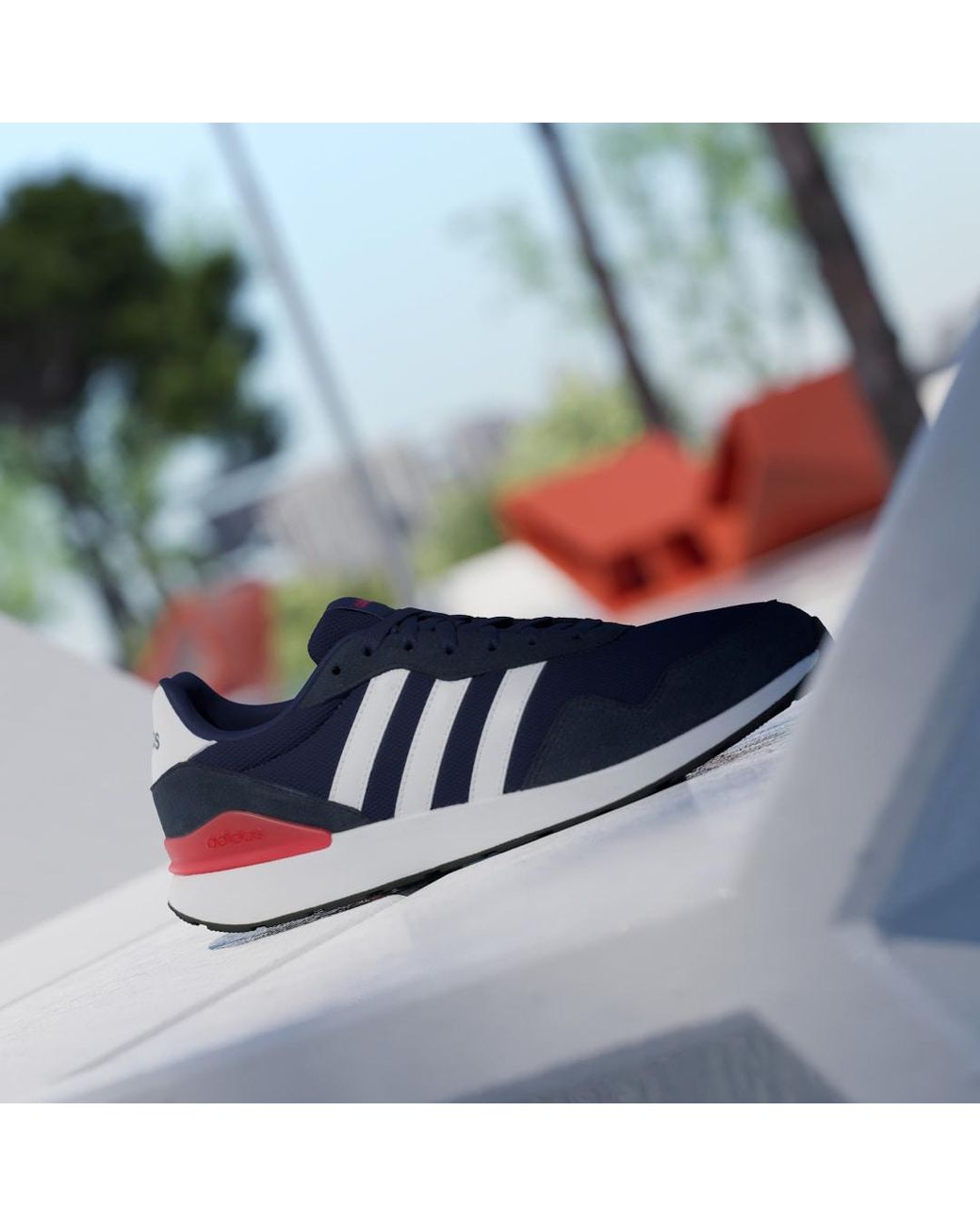 Adidas Blue Run 60S 4.0 Shoes