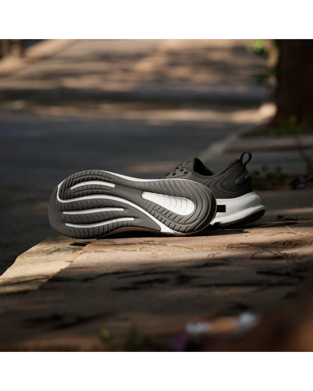 Supernova Ease 2 Uomo di Adidas in Black da Uomo