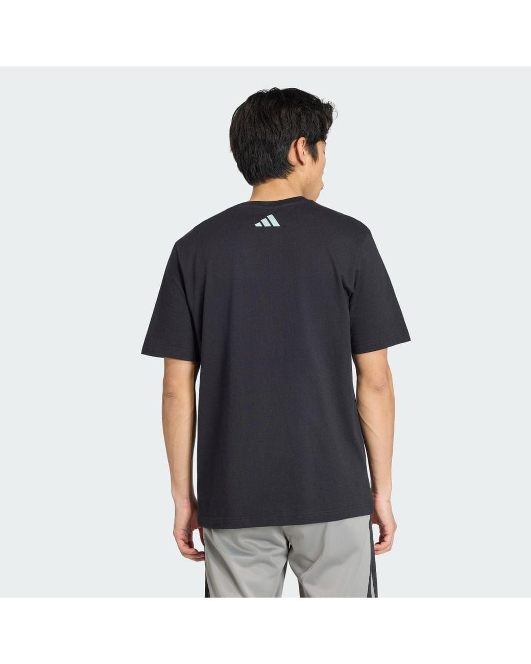 Adidas Black Vertical Linear Logo Graphic T-Shirt for men