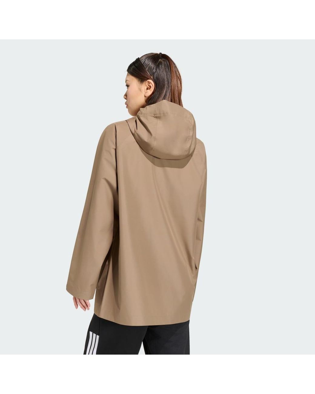 Parka Impermeable Essentials Adidas de color Natural