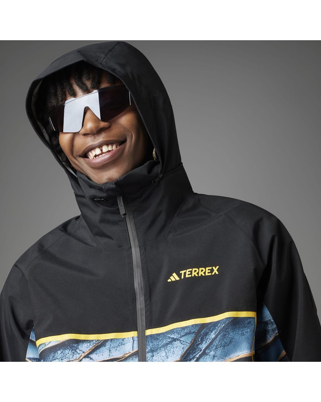National Geographic Terrex Softshell Adidas TERREX And National Geographic Unveil Aurora Borealis−Inspired  Collection