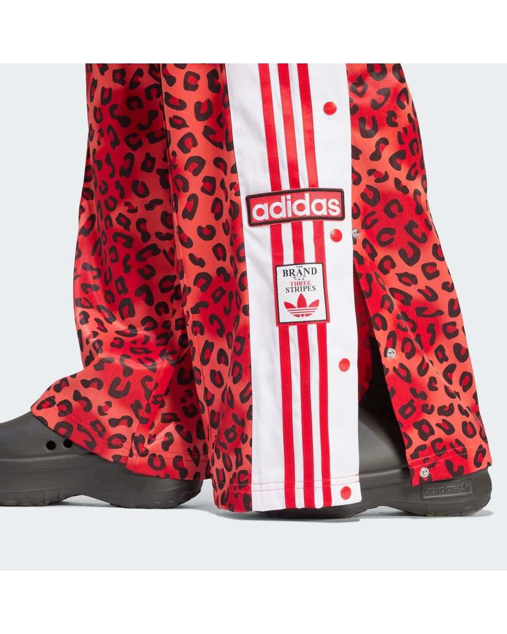 Adidas originals 2025 leopard tracksuit