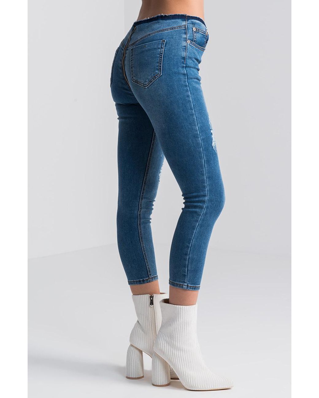 AKIRA Eloise Full Zip Denim Jeans in 