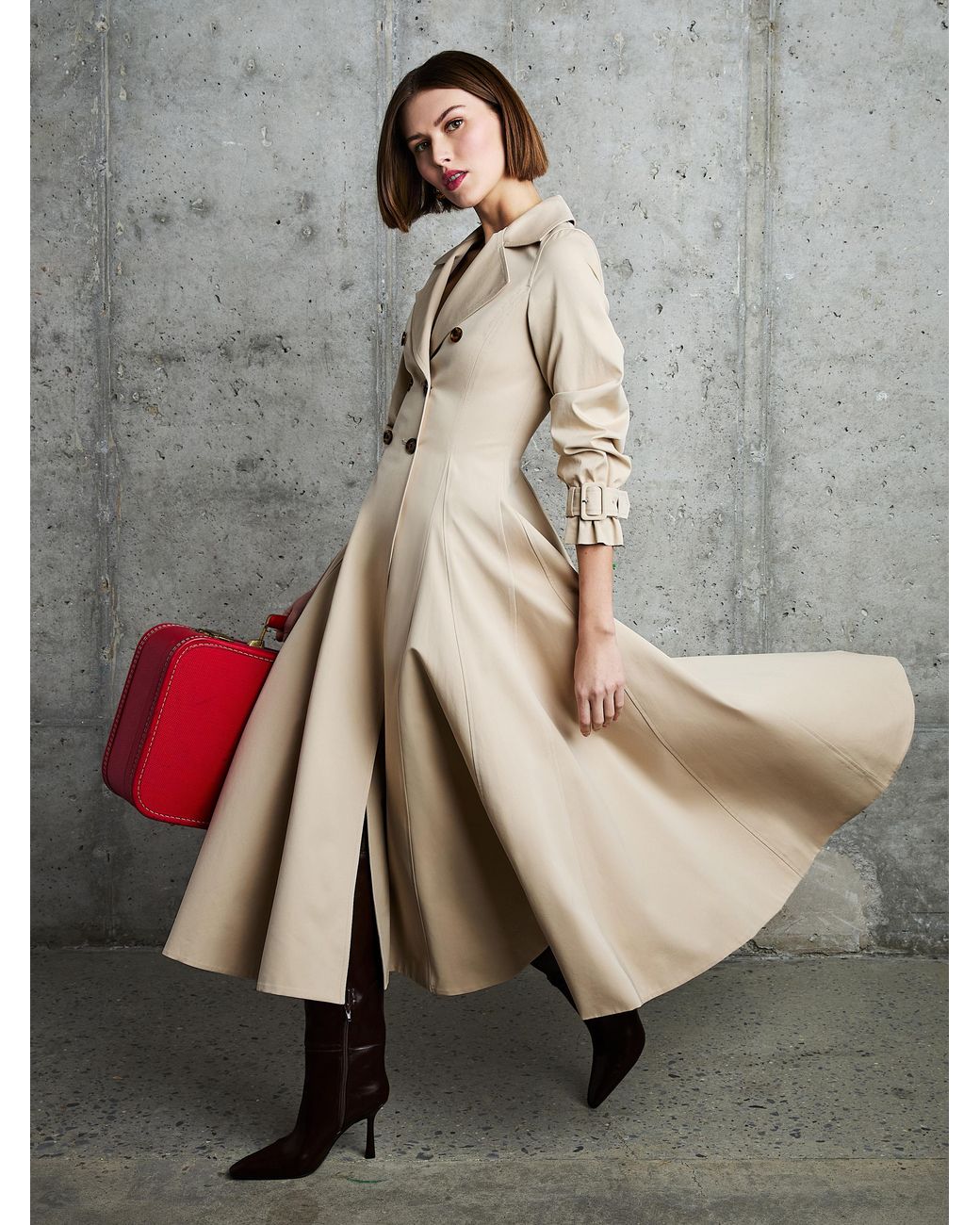 Alice + Olivia Ellie Trench Coat in Natural | Lyst