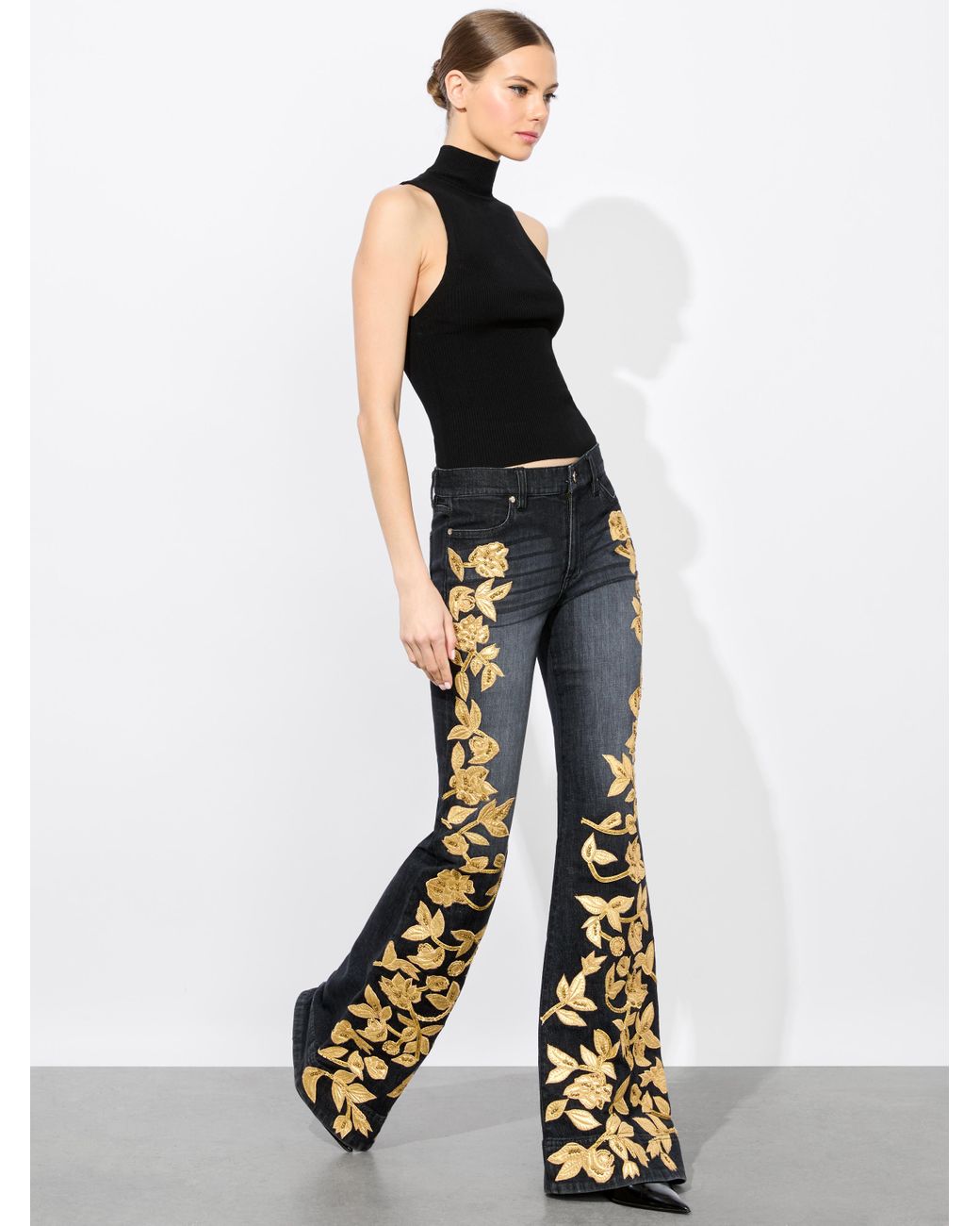 Alice + Olivia Sb Embellished Bell Jean in Blue | Lyst