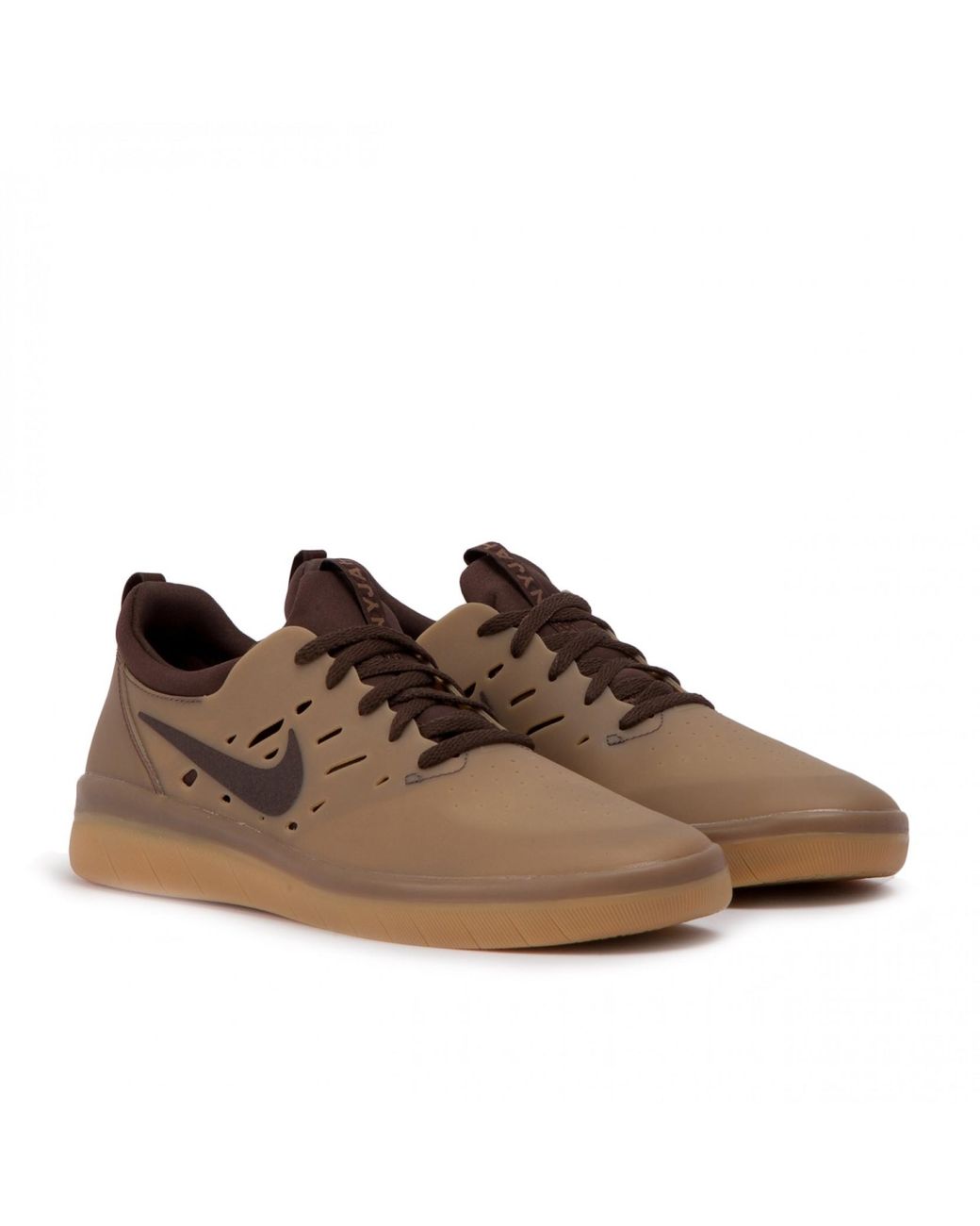 nike nyjah trainers