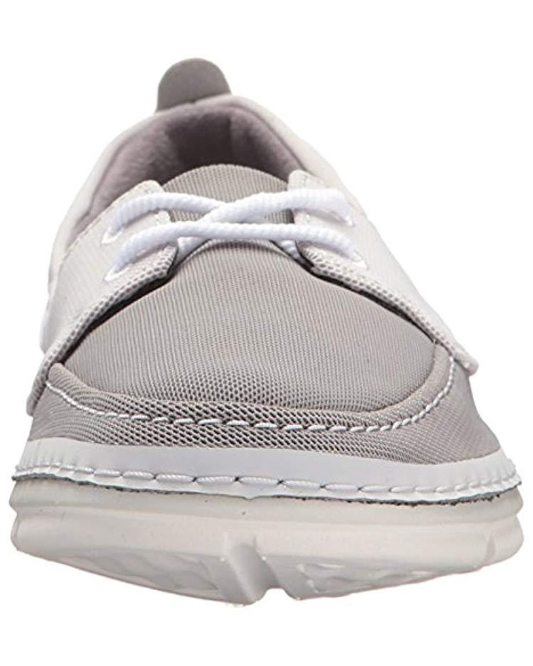 clarks ladies boat shoes