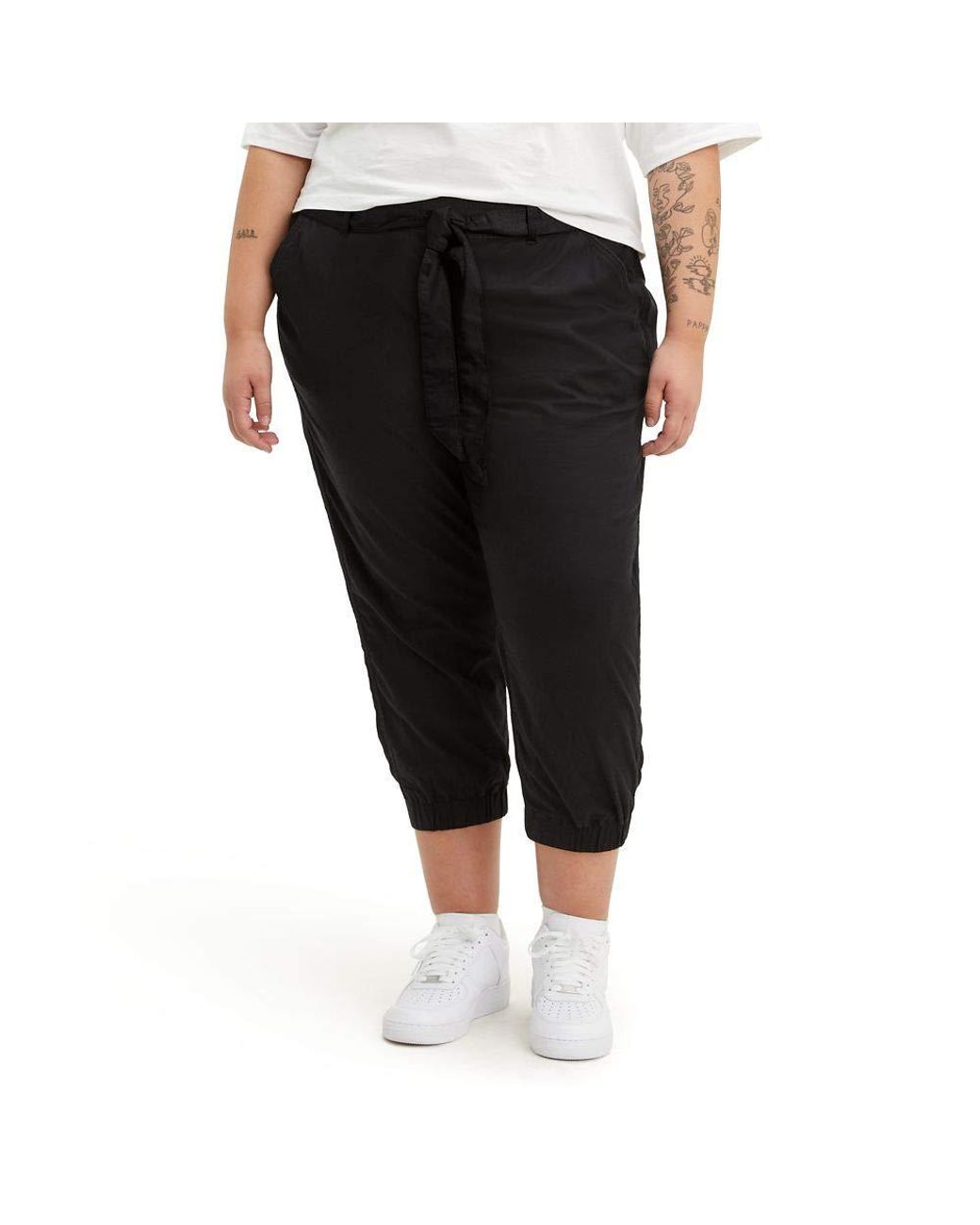 Levi's Plus-size Belted Jet Set Joggers in Black - Save 29% - Lyst
