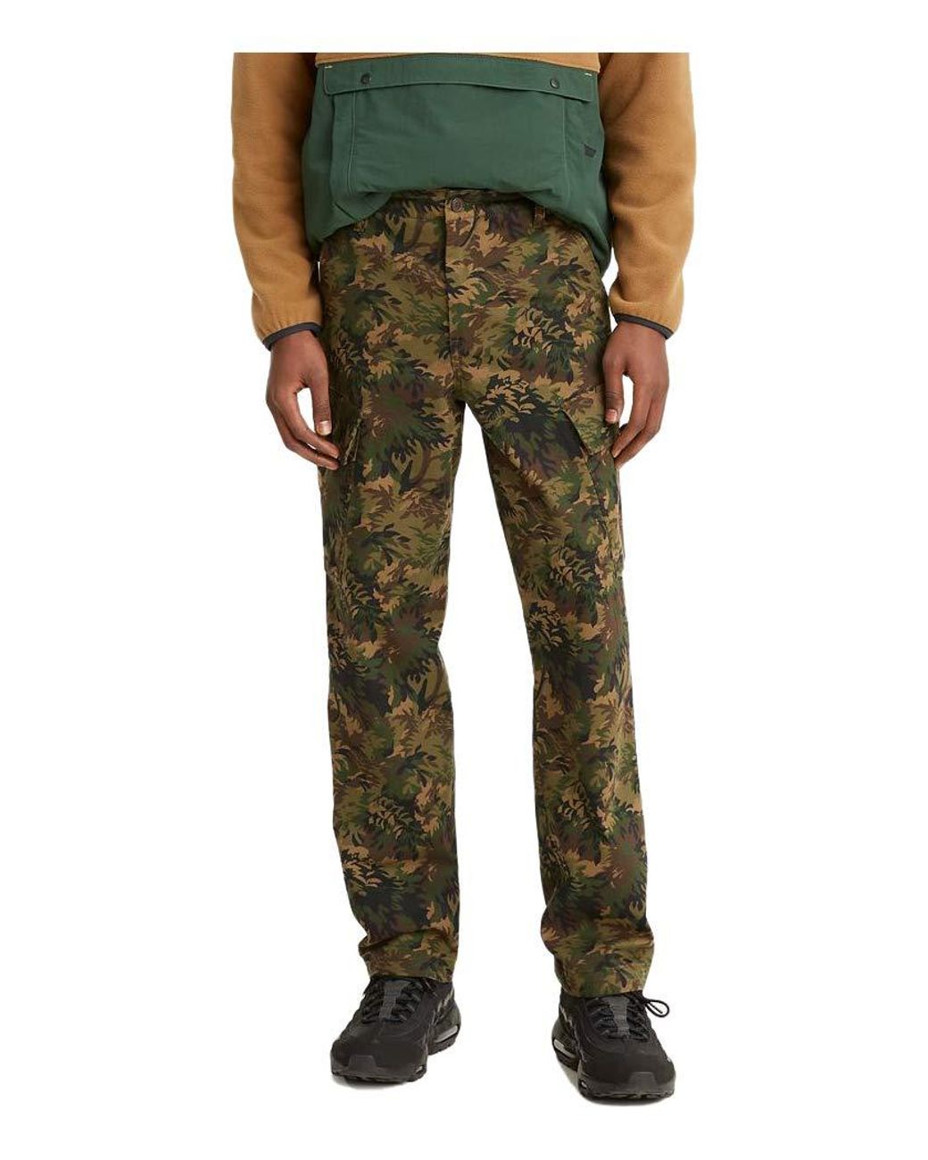 levi's tapered cargo pants