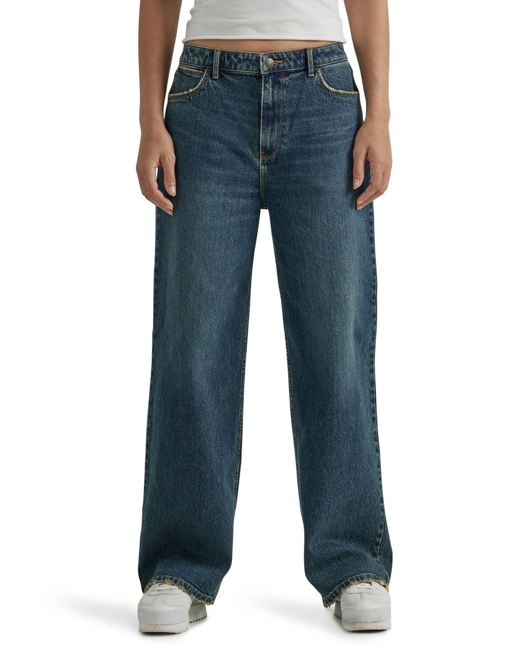 Wrangler Highrise Loose Fit Jean in Blue Lyst