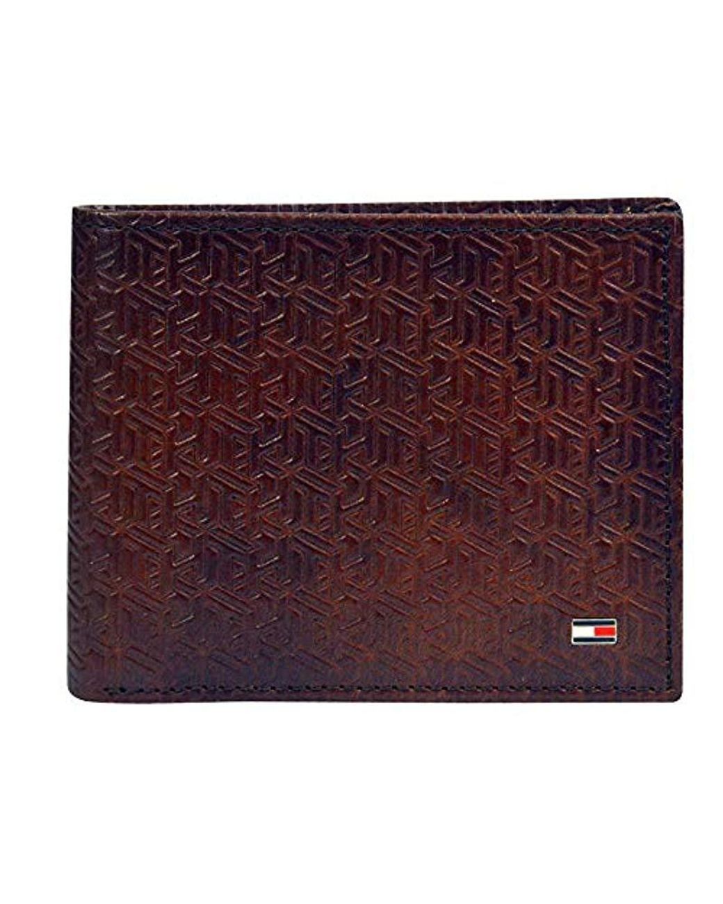 New Tommy Hilfiger Men/'s Navy//Burgundy Leather Bifold Passcase Wallet