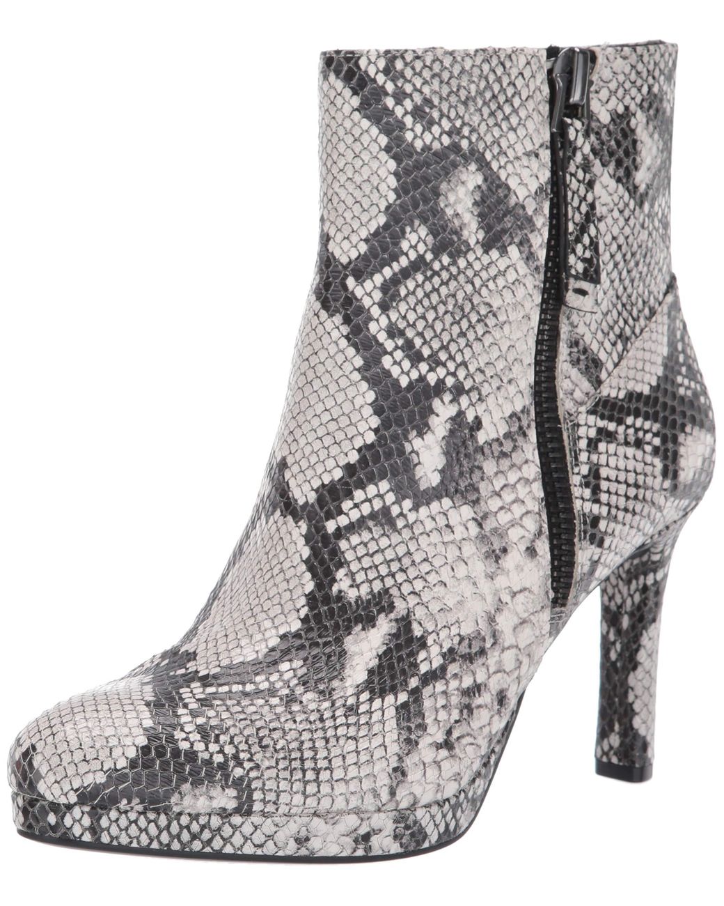 naturalizer tiana booties