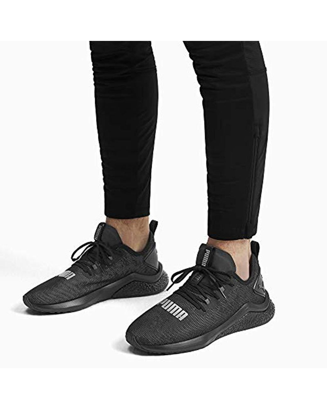 rave sports shoes