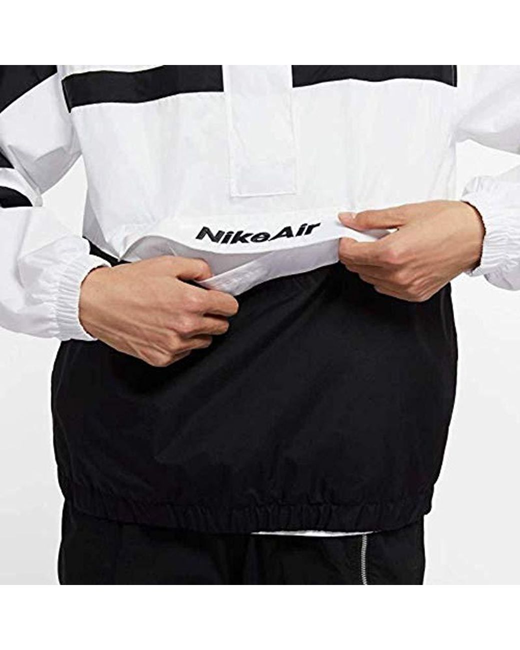 Nike air windbreaker outlet black and white