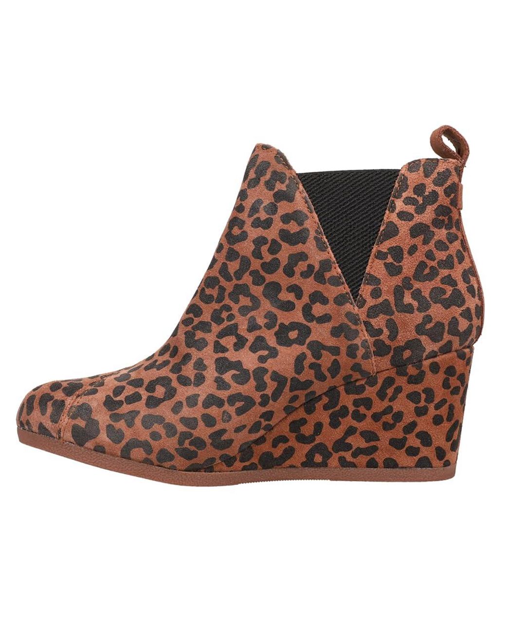 Desert tan leopard print hotsell suede women's kelsey booties
