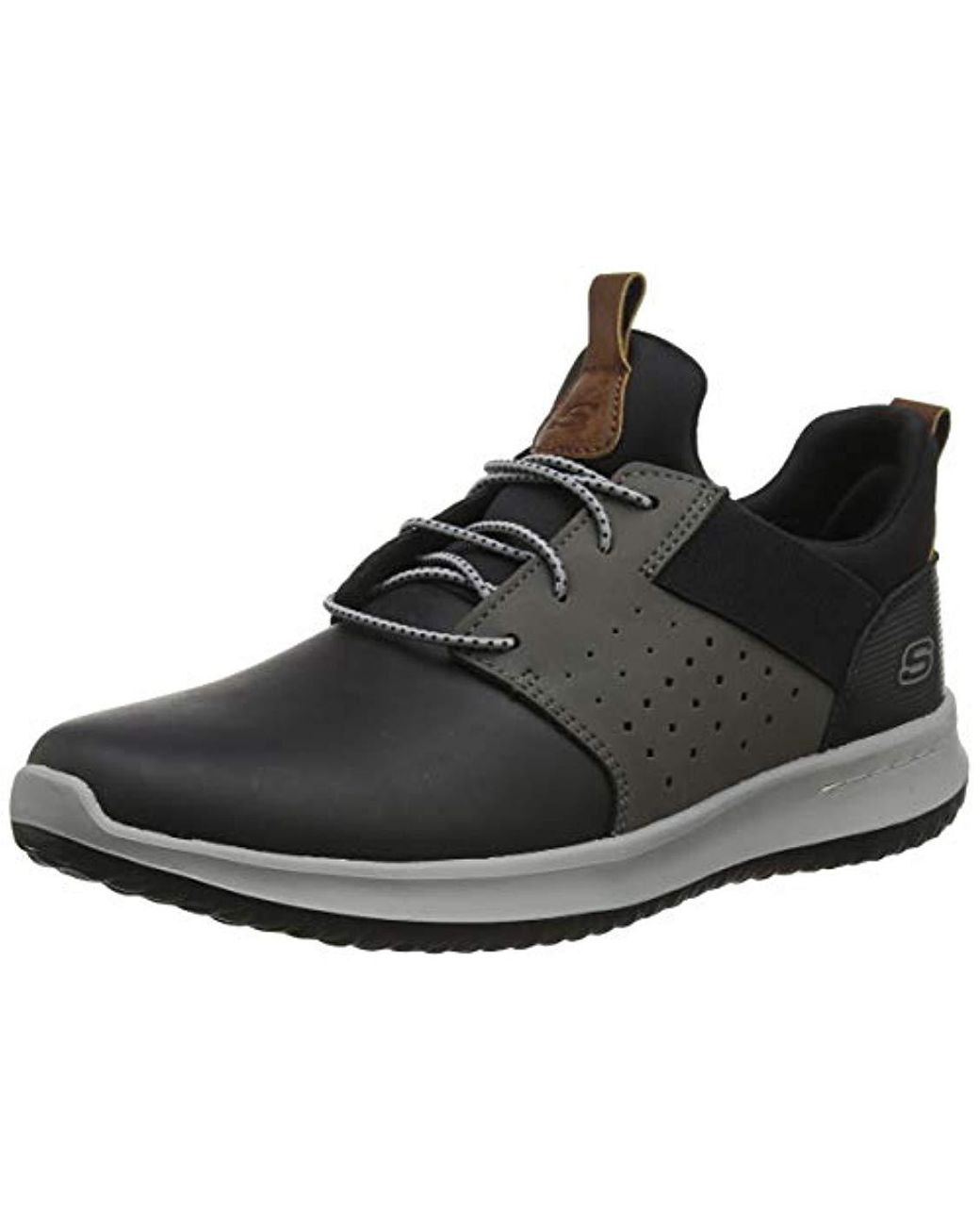 Skechers Delson Axton Trainers in Black 