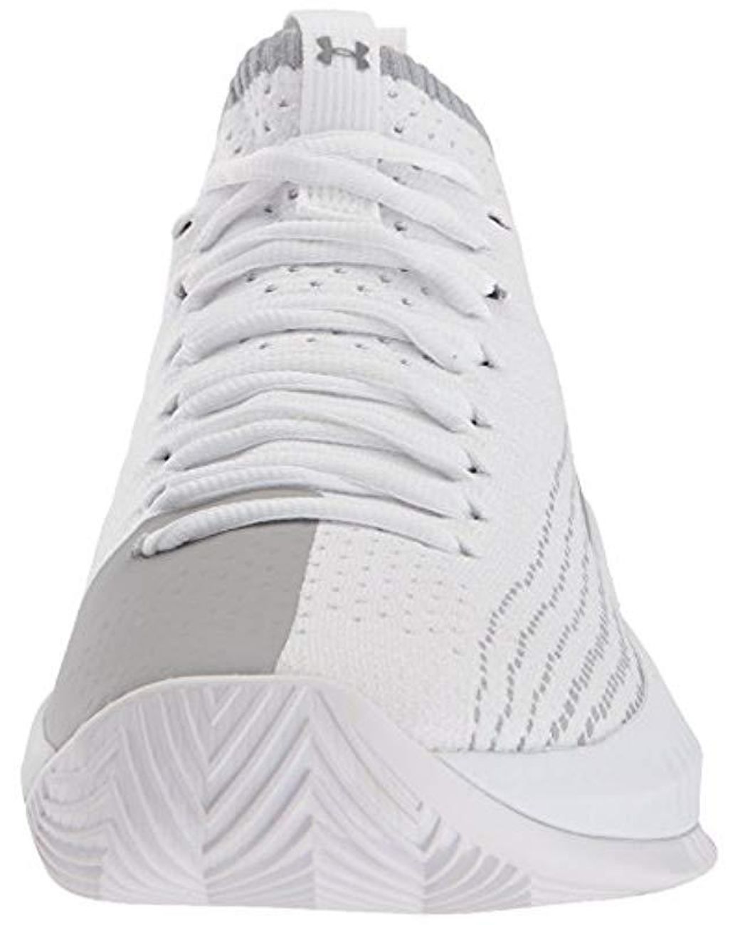 Under Armour Ua Heat Seeker Basketball Shoes in White for Men | Lyst UK
