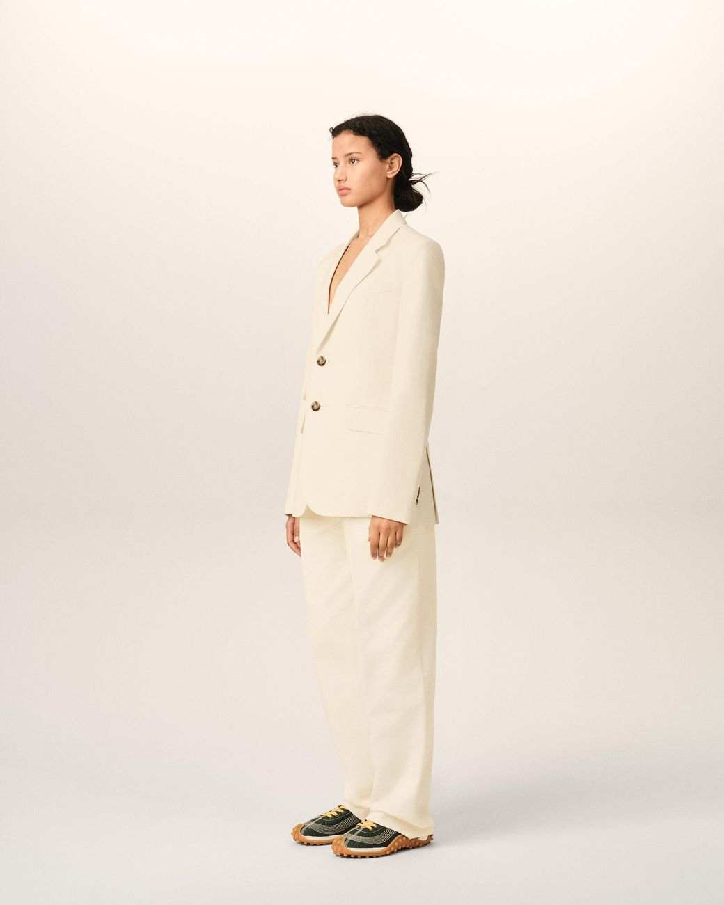 AMI Natural Single Breasted Boxy Cotton And Linen Blazer