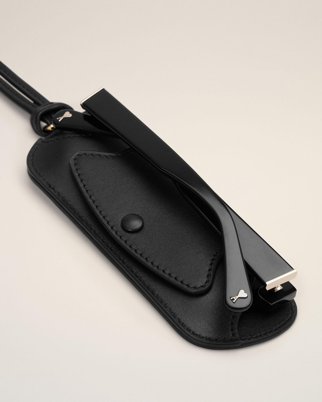 AMI Natural Mimi Cow Leather Glasses Case