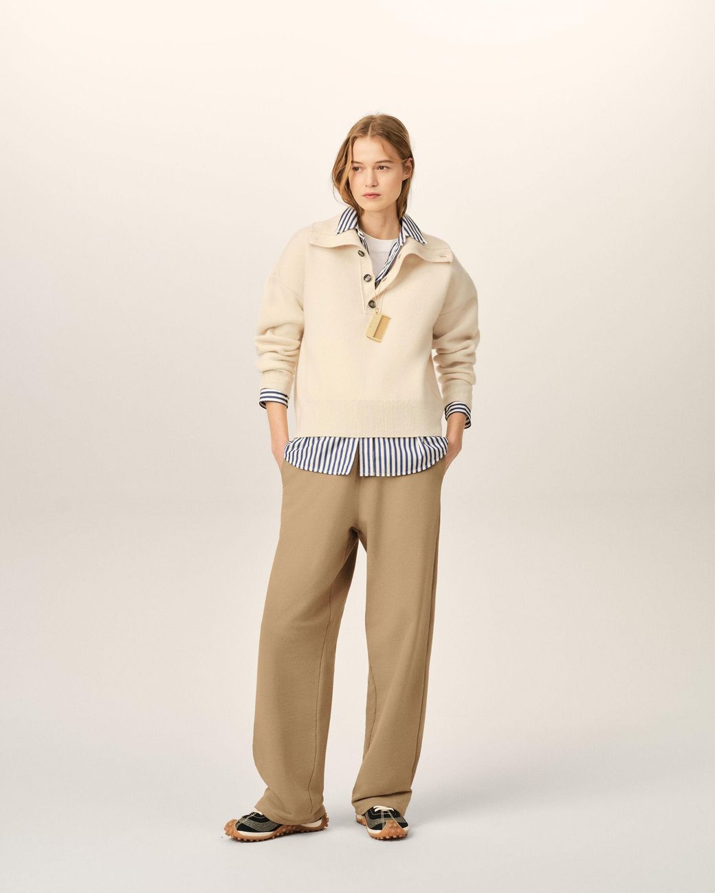 AMI Natural High Buttoned Collar Wool Sweater
