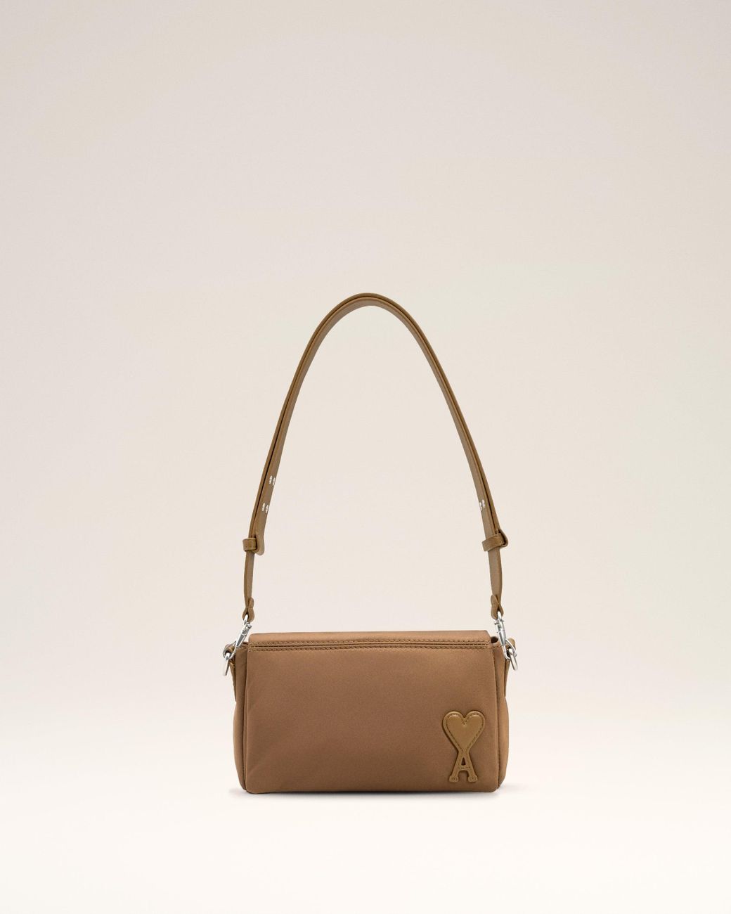 すぐ届く【AMI Paris】ナイロンキャンバス Marcel Lunch Box ami-Hazelnut-Nylon-Canvas-