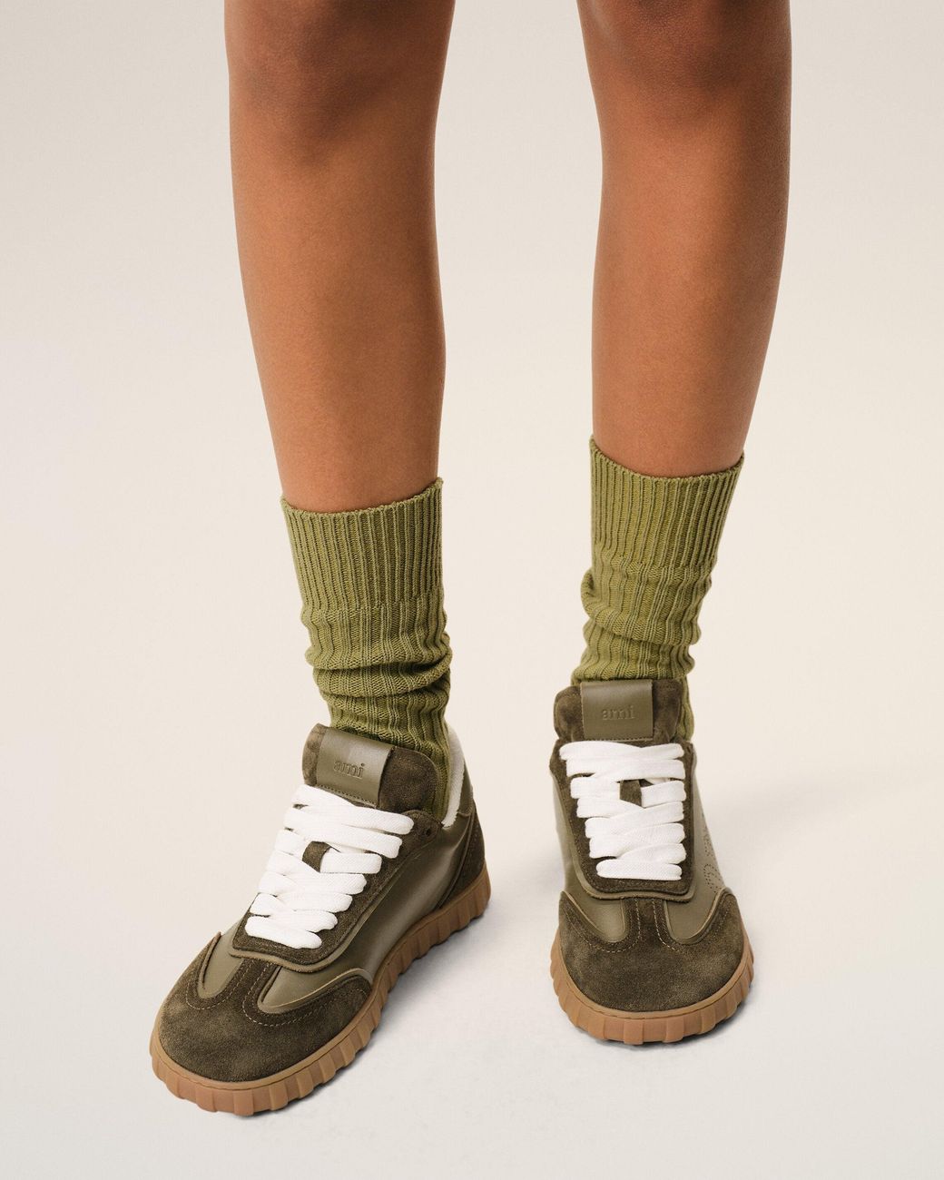 AMI Natural Cowhide Leather Step Sneakers