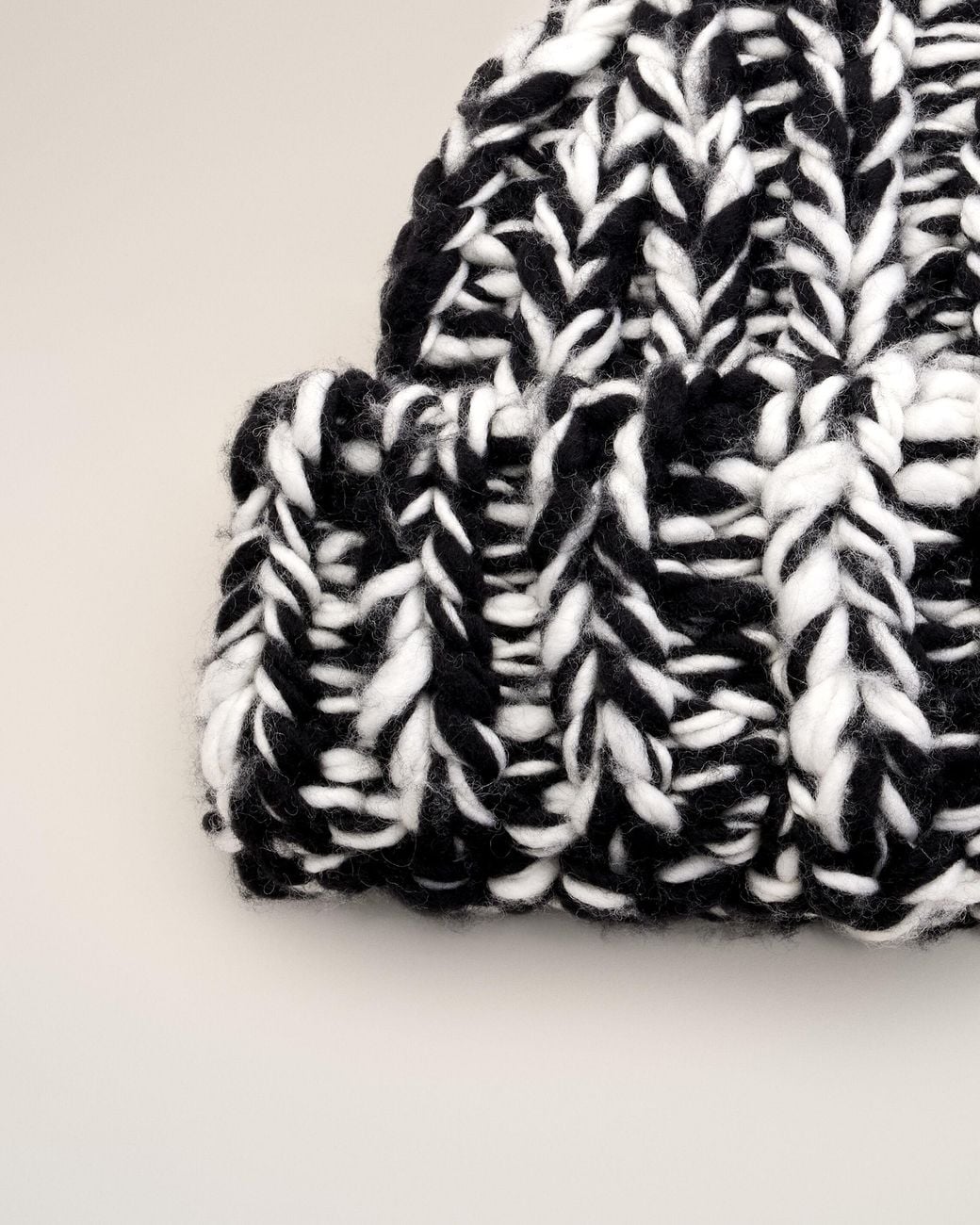 AMI Natural And Wool Knit Beanie