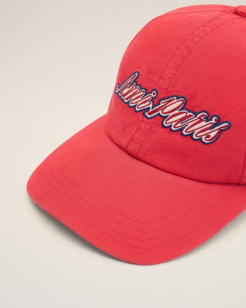 Cappellino di AMI in Red