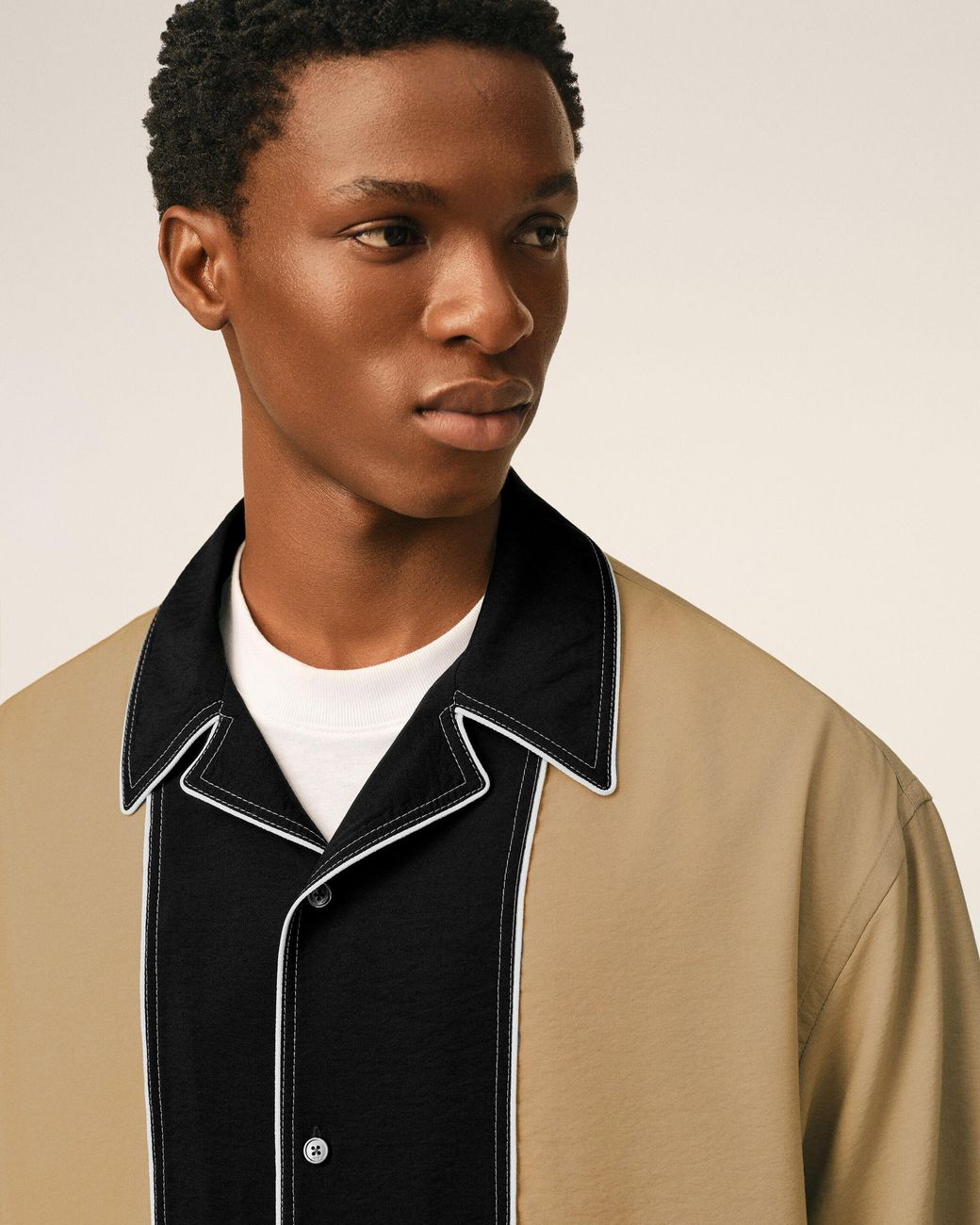 AMI Natural Boxy Bicolor Viscose Twill Short-Sleeve Shirt for men