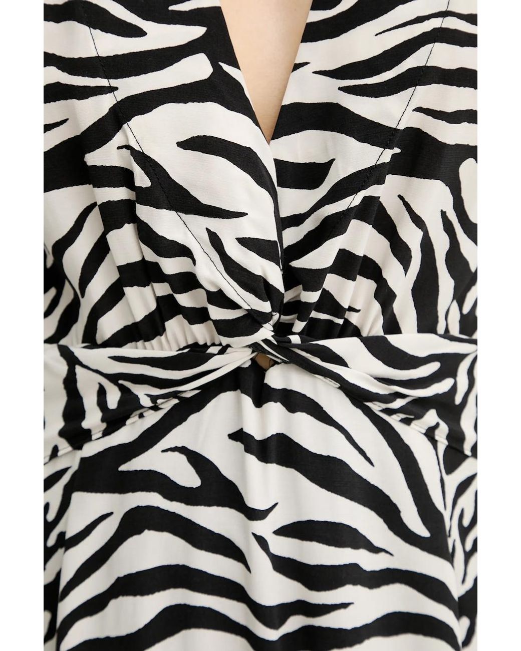 Vestito di Gestuz in White