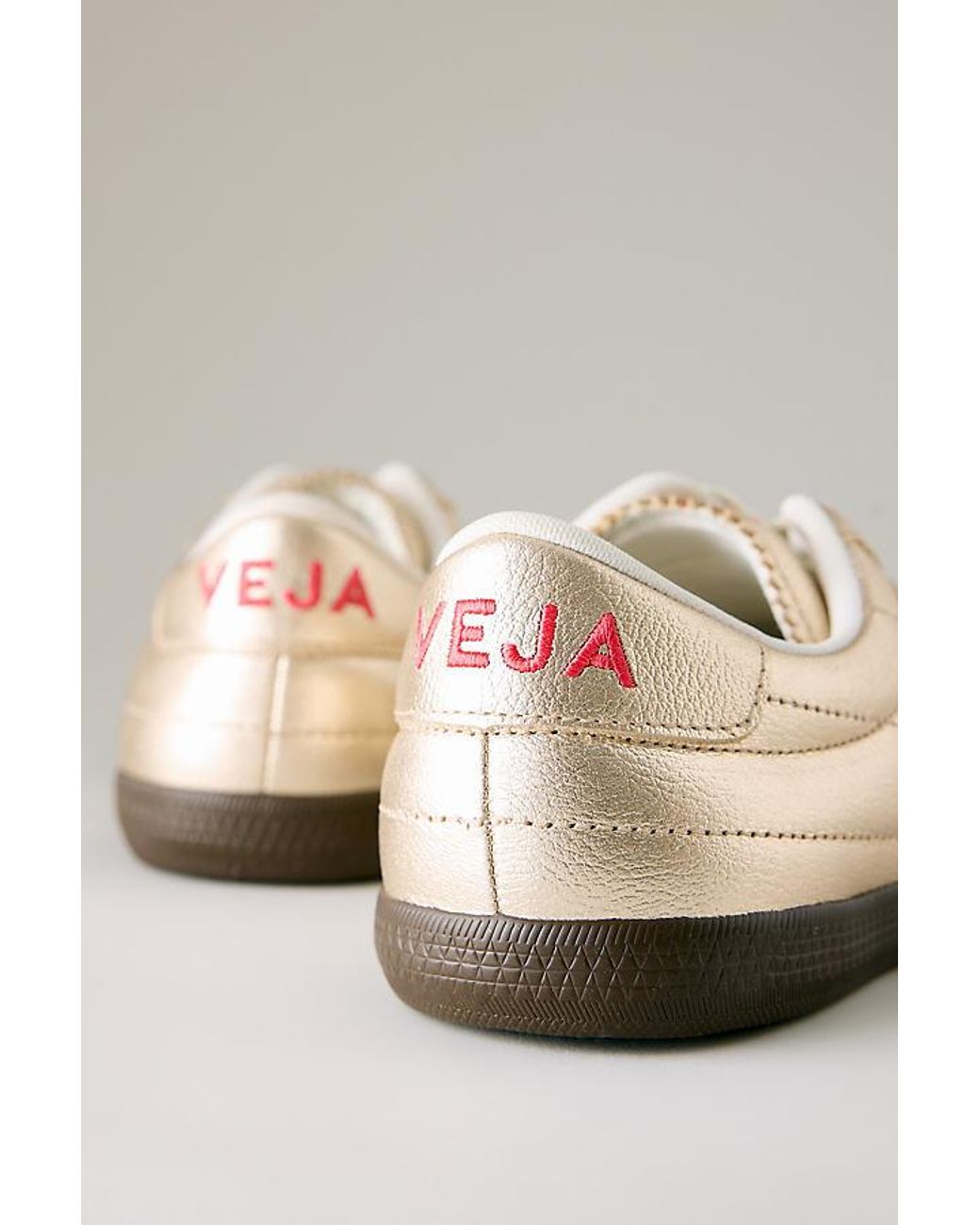 Veja Natural Panenka Trainers