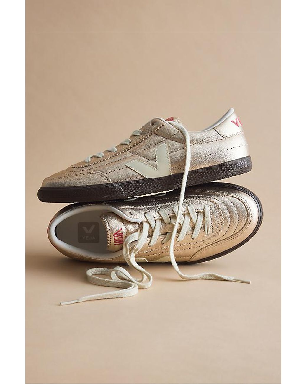 Veja Natural Panenka Trainers