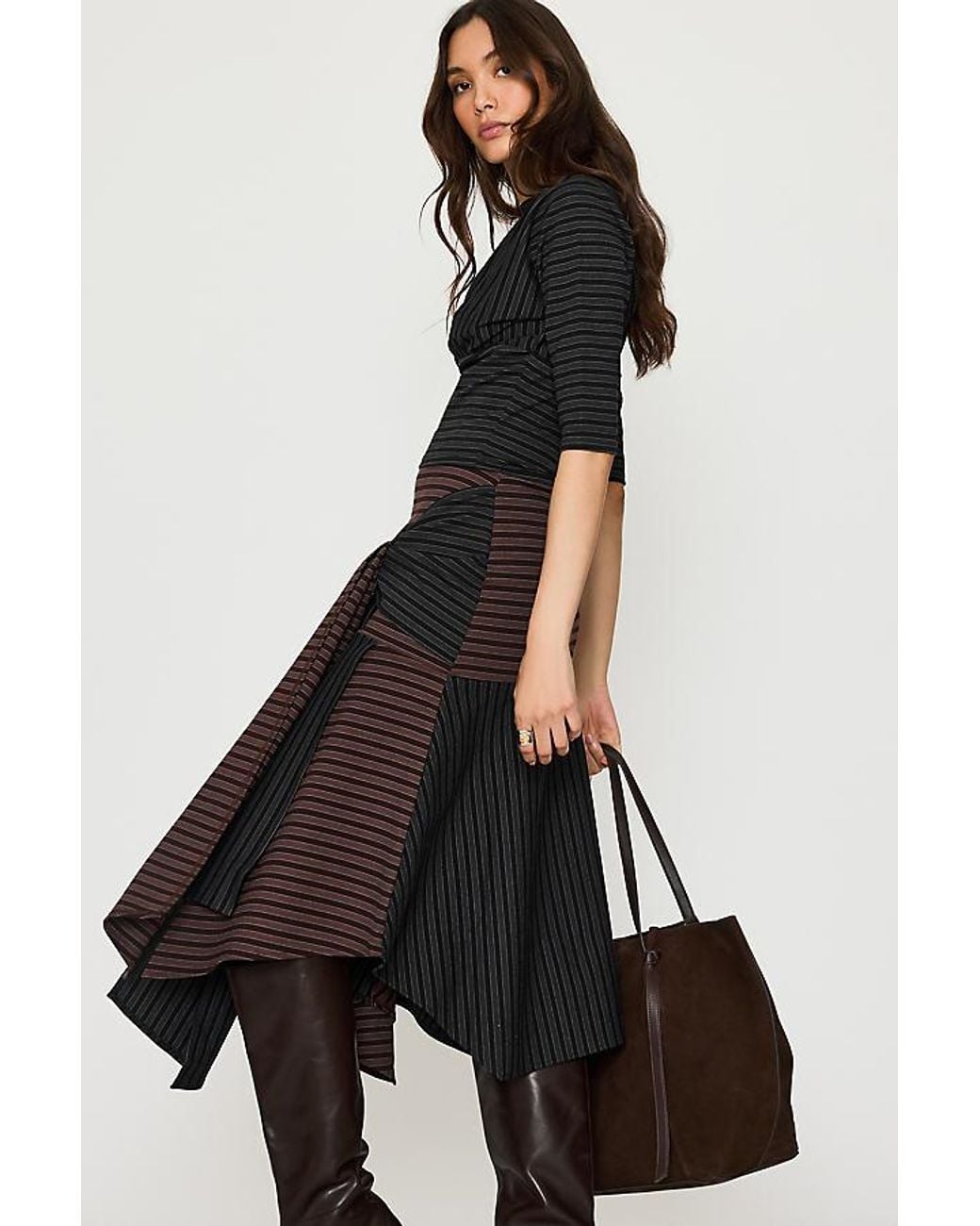 Feners Black Promesa Flared Midi Skirt
