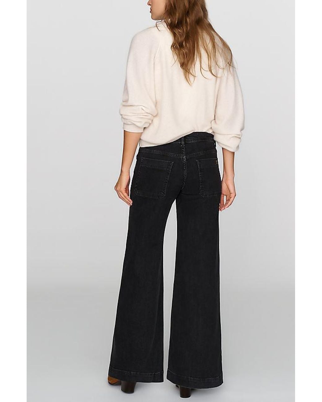Pilcro White Nico Mid-Rise Flare Jeans