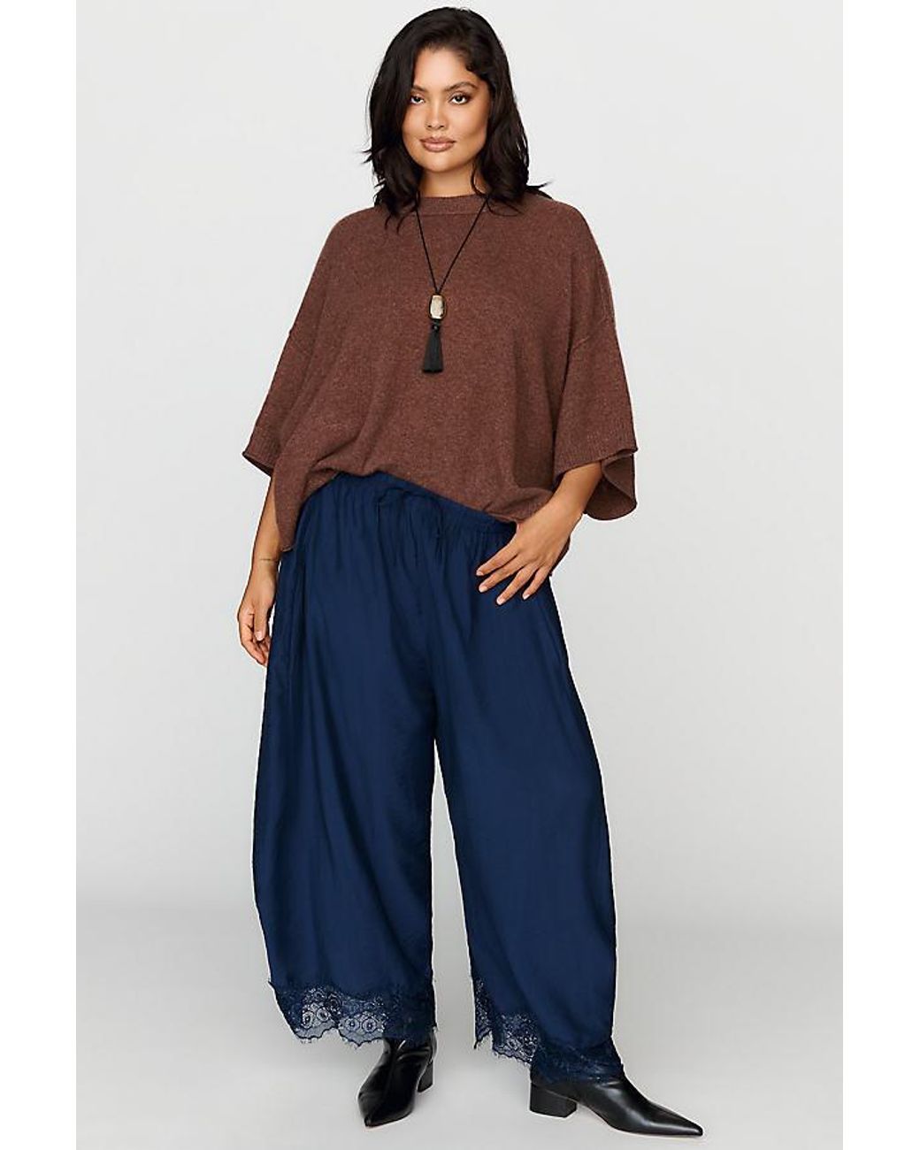 By Anthropologie Blue Reverie Cropped Lace-Hem Trousers