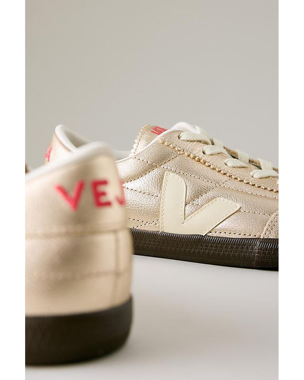 Veja Natural Panenka Trainers
