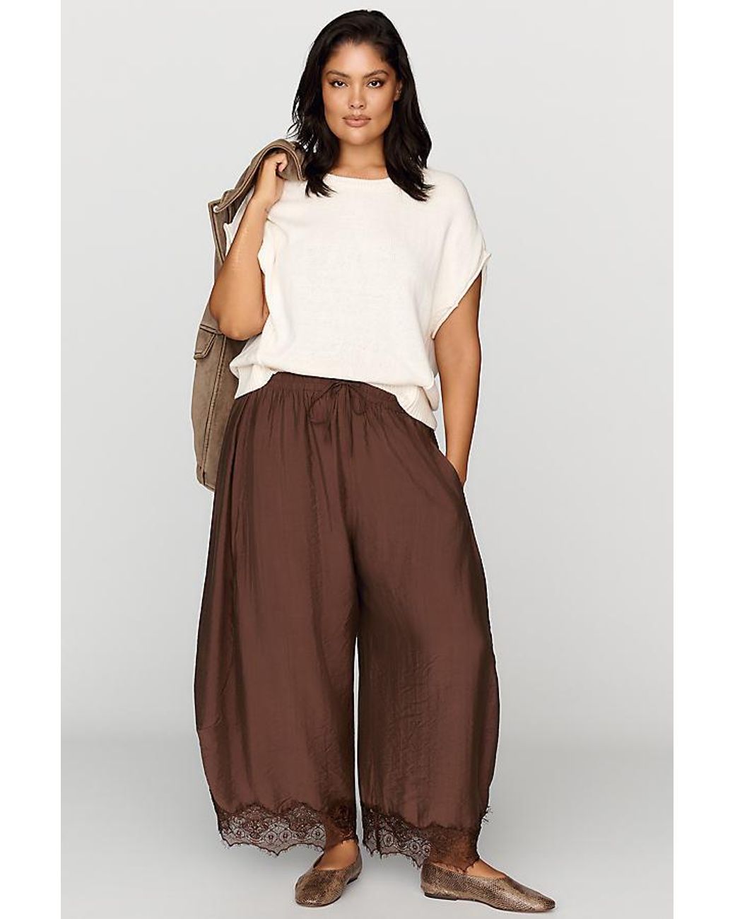 By Anthropologie White Reverie Cropped Lace-Hem Trousers