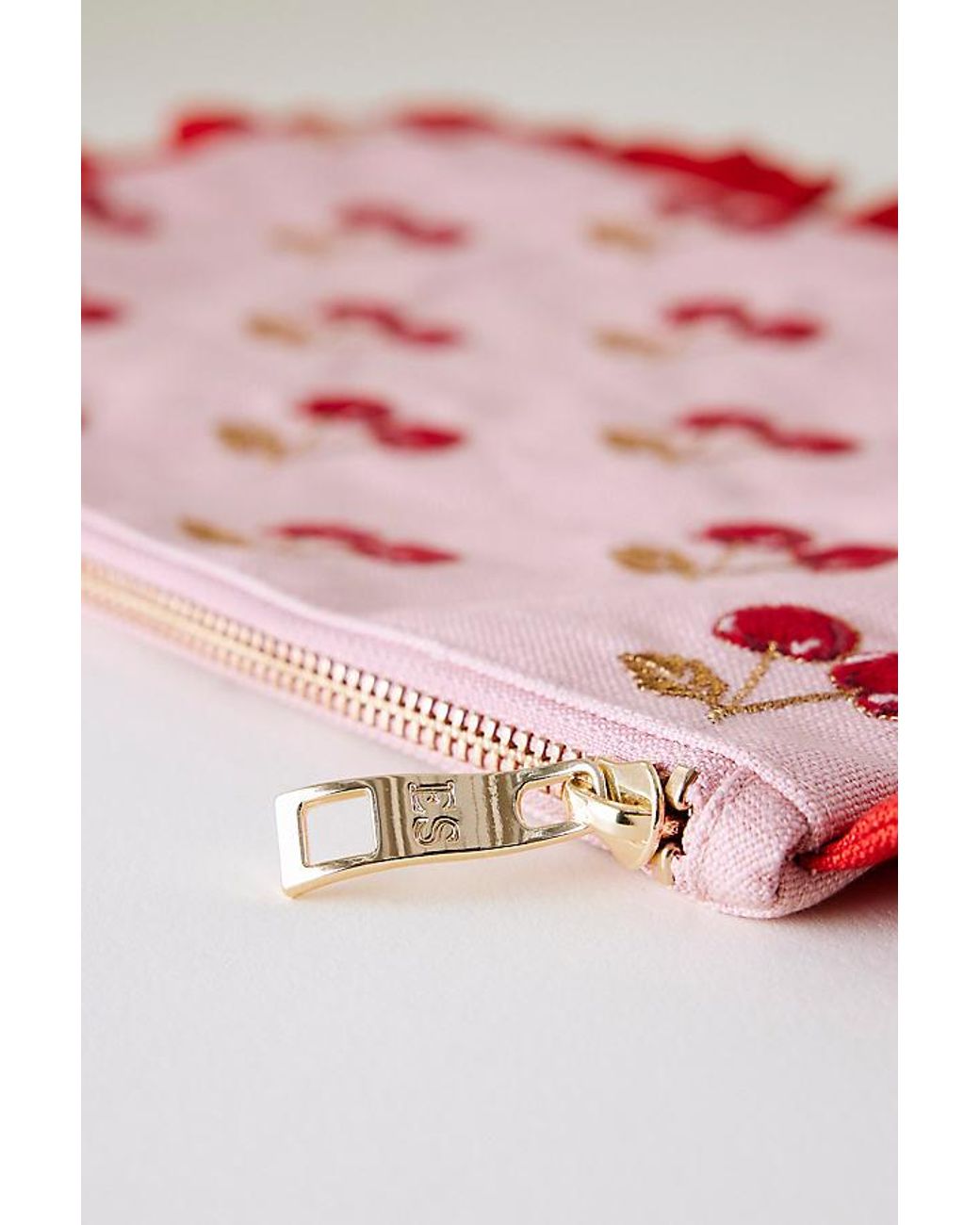 Elizabeth Scarlett Cherry Frill Pouch in Pink | Lyst UK