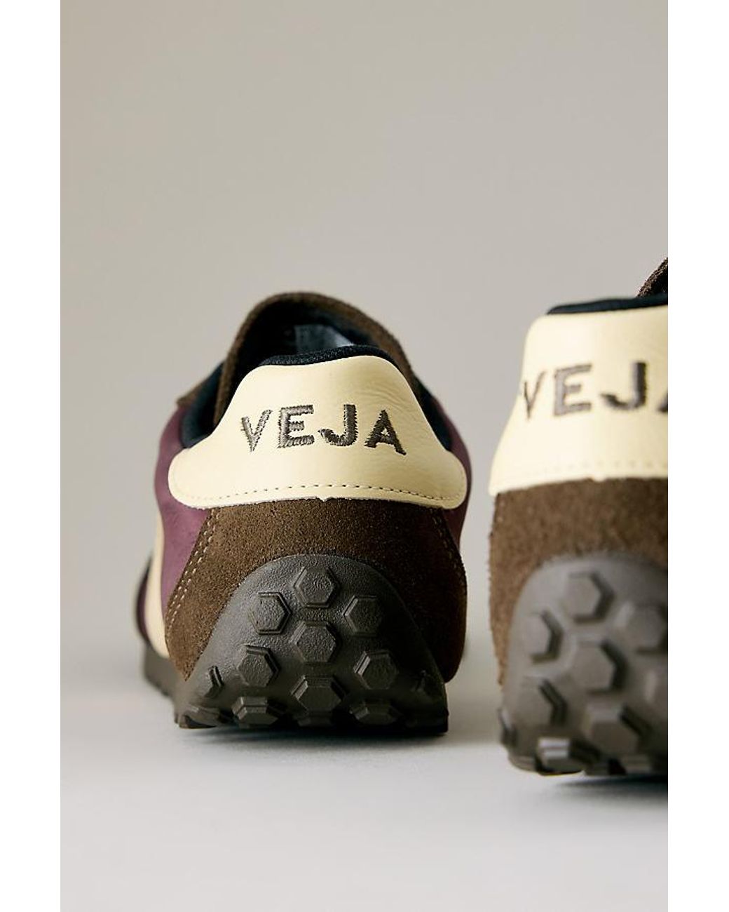 Veja Brown Gt Trainers