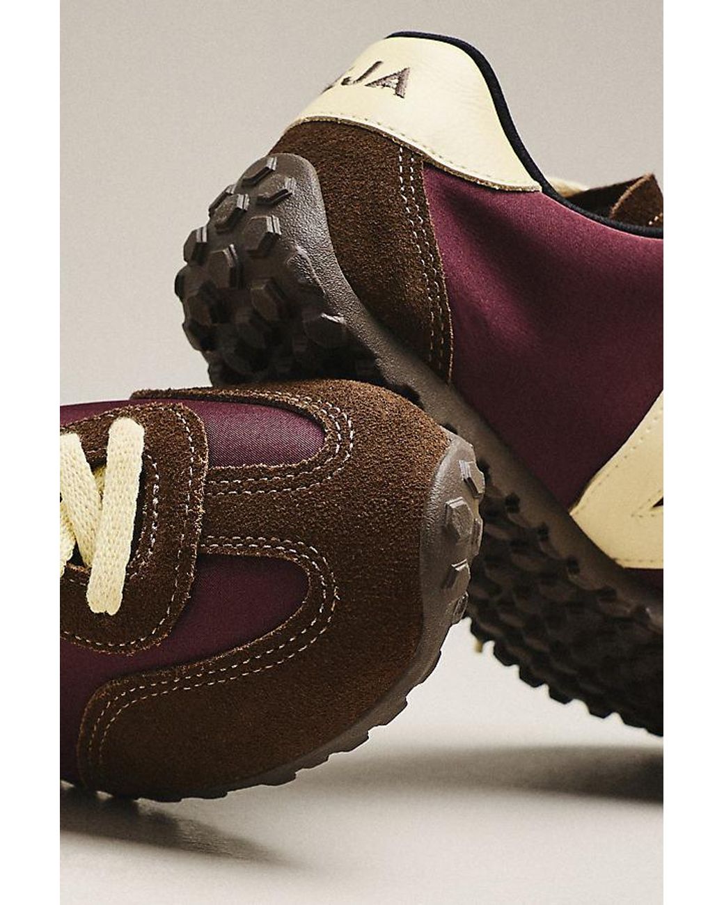 Veja Brown Gt Trainers