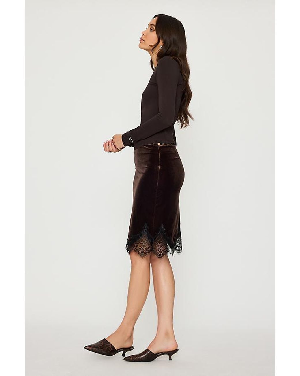 Feners Brown Suave Velvet Lace-Hem Skirt