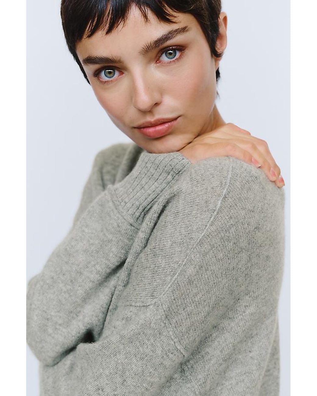 By Anthropologie Green The Goldie Cashmere Long-Sleeve Crew-Neck Jumper