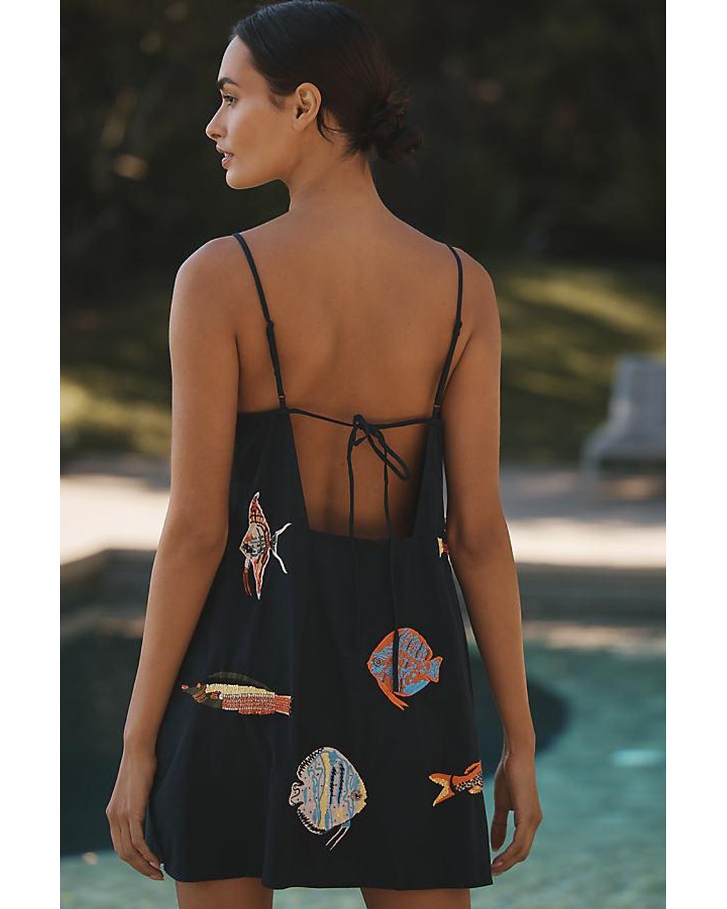 embroidered midi dress zw collection Bebe Women's Floral Embroidered Midi Dress main image 0