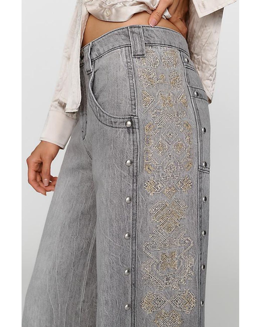 Pilcro Gray Kenny High-Rise Tapered Leg Jeans